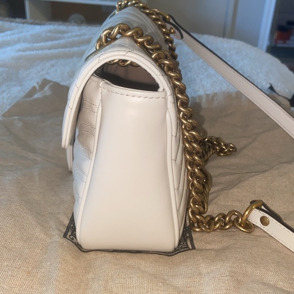 GG MARMONT SMALL SHOULDER BAG - Picture 4 of 11